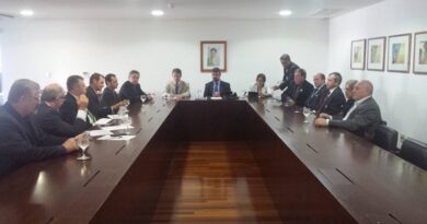 Os prefeitos estiveram reunidos com a Secretaria de Governo da Presidência da República no Palácio do Planalto para apresentar as reivindicações que foram apresentadas nos ministérios.